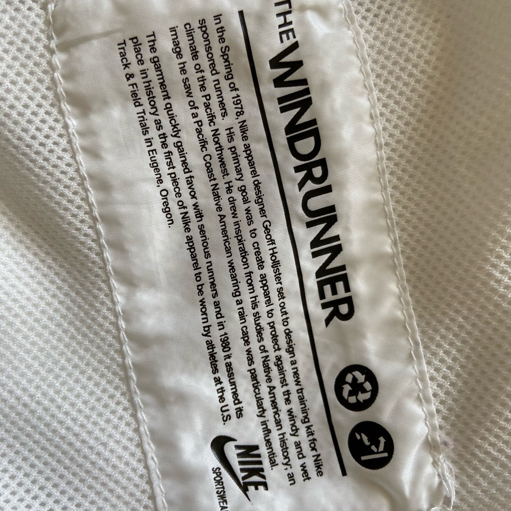 Nike Windrunner Small